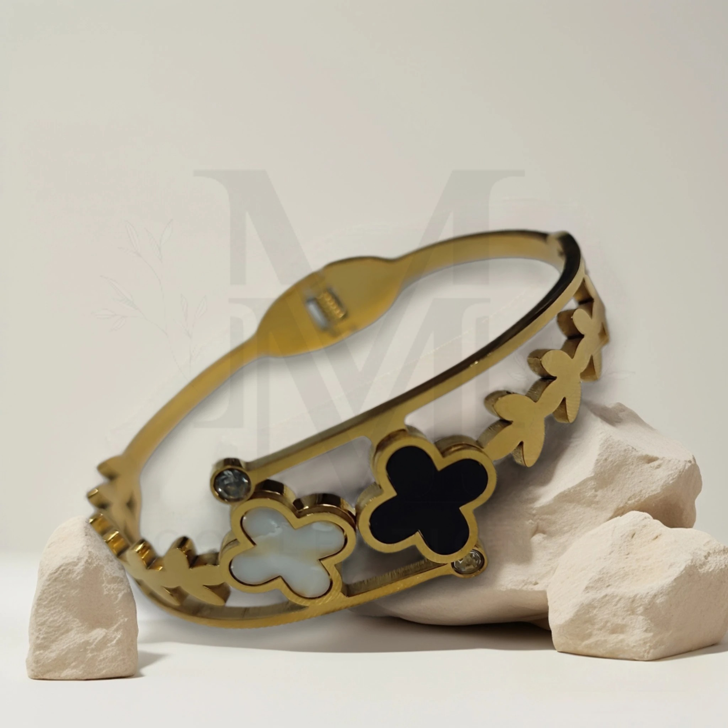 Elegant Clover Bangle with Gold Finish