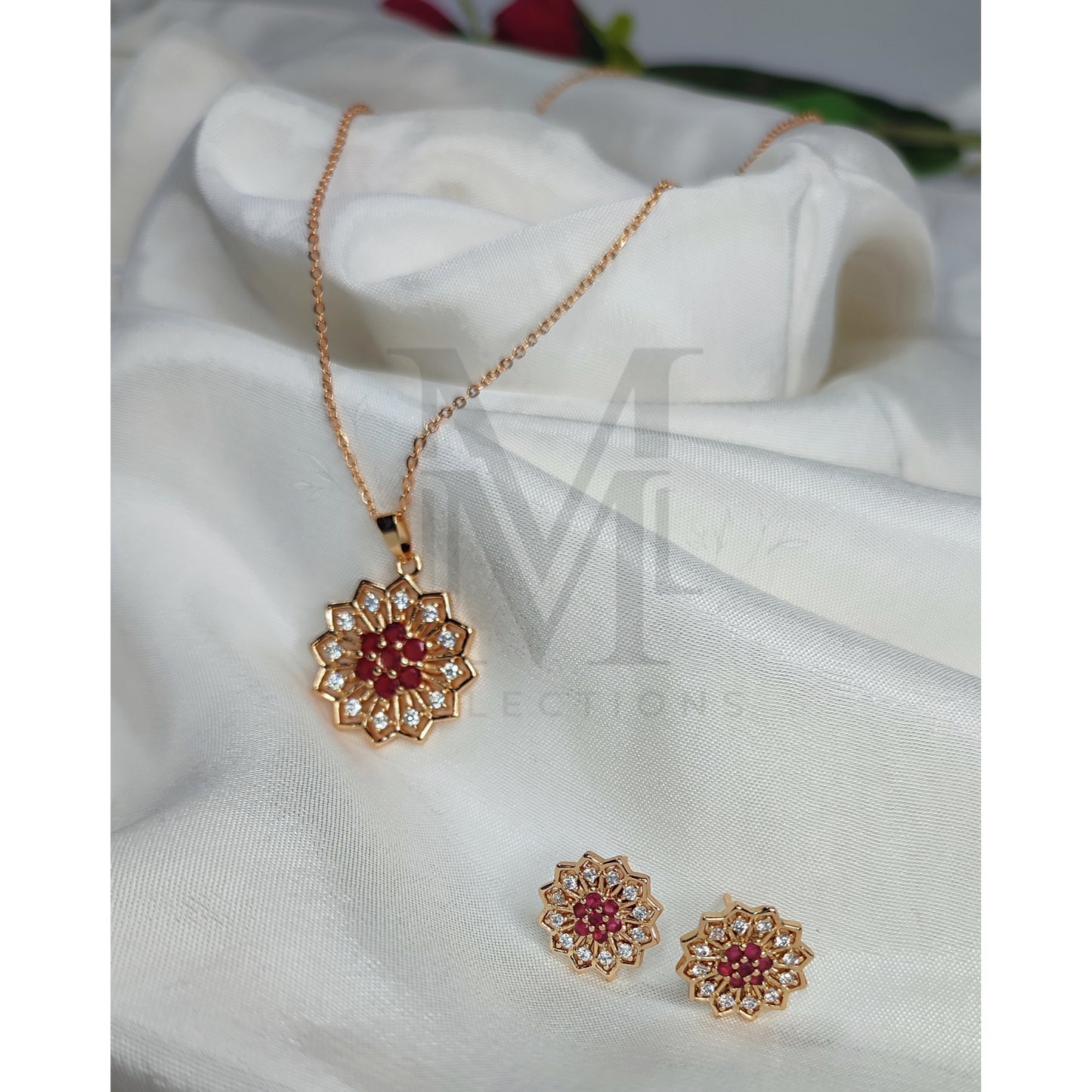 Exquisite Elegance: Pink and Gold Necklace and Earrings Set