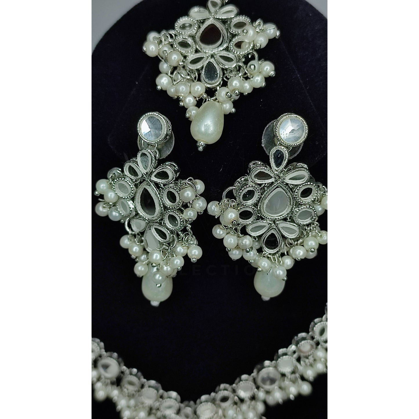 Elegance White Pearl Set