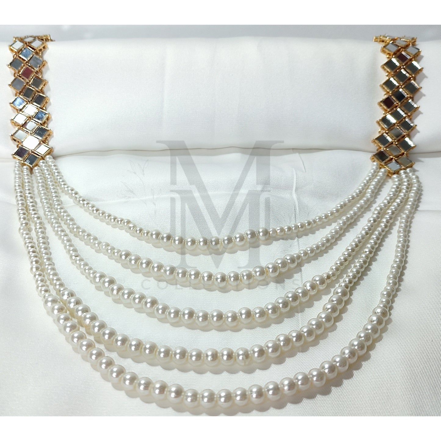 Exquisite Pearl and Gold Chain Jewelry Set